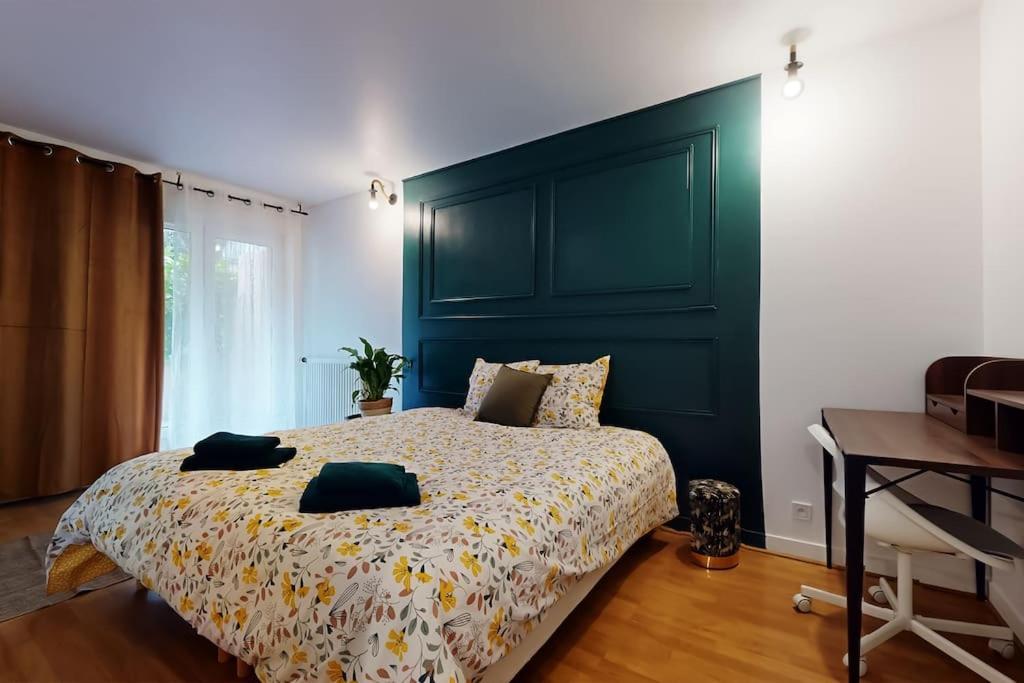 8 Personnes - 4 Rooms - 2 Salle De Bain - Metro 7 & 14 - Porte Italie - Private Car Park- Wifi Le Kremlin-Bicetre Exterior photo